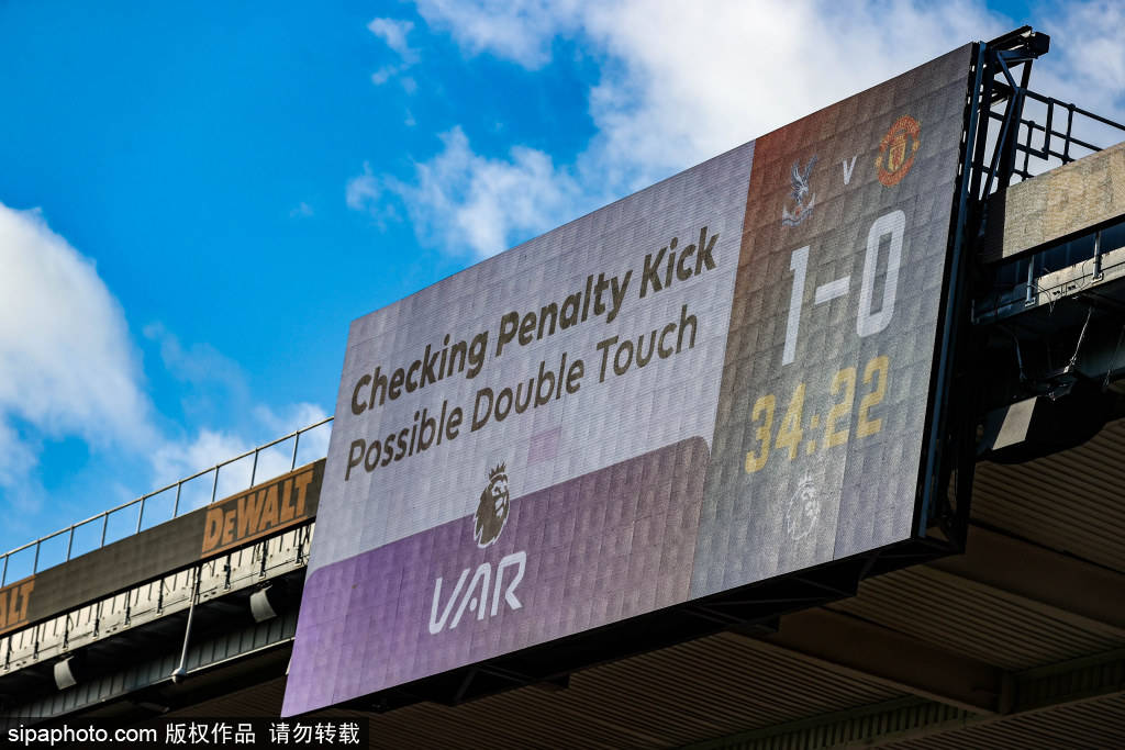 C罗重返曼联：战术变革与情感共鸣的交织